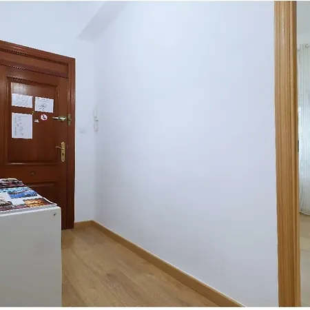 Piso En Emili´s House2 Apartamento *