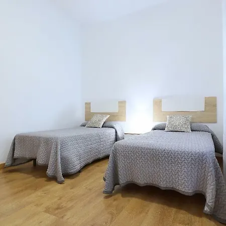Apartment Piso En Emili's House2