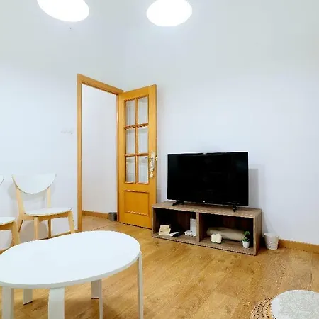 Apartment Piso En Emili's House2 *